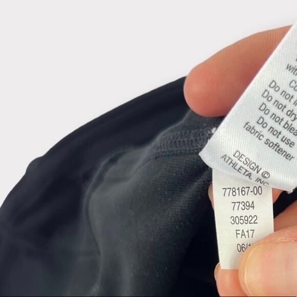 Athleta High Rise Sublime 7/8 Tight Leggings Cutout Ankle Size Small Black - Picture 6 of 9